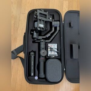 Gimbal Zhiyun-Tech Crane 2 / Camera stabilizer